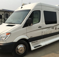 Mercedes Plateau Campervan