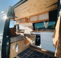 Cozy camper van for two - 2020 Sprinter High Roof