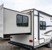Laura's 2015 Jay Feather Ultra Lite X254 (Rear King Slide, Quad Bunks)
