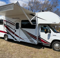 2021 Thor Quantum SE 28   "FunMobile!" Nearly New inside and out!
