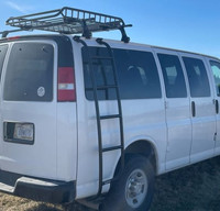 Flathead Valley 12 Passenger Van 'The Avalanche' w/Free Airport Pick Up!