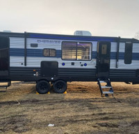 2022 Cherokee with bunks!