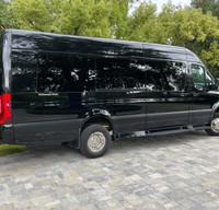 4x4 2022 Mercedes Sprinter / Midwest Auto / Ultimate Toys Ultimate Coach