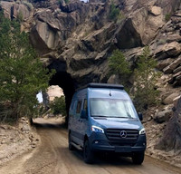 '22 Winnebago Revel 4x4  (Run AC with 3!! LITHIUM BATTERIES)