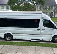2015 Roadtrek Adventurous Class B Perfect for a small family