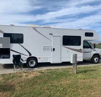 30 Foot 2018 Majestic 28A - Sleeps 7. Pets Welcome!