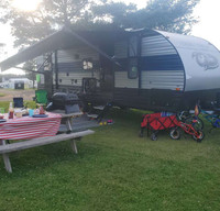Muskoka Camping! 2022 Family Trailer Sleeps 7