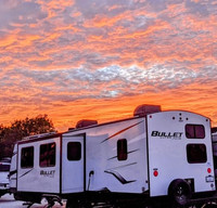 2022 Keystone Bullet Ultra Lite, two a/c and 1.5 bath, perfect for families