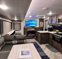 The Whiskey Wanderer 2021 ” Huge Bunkroom"