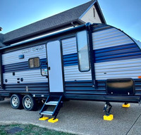 Blu the Grey Wolf, 23DBH lightweight Home Away from Home
