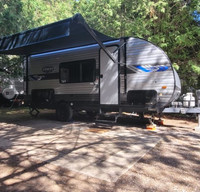 Honey Bee - NEW 2022 Salem Family Bunkhouse #choosehappytrails