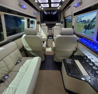 2022 Luxury Ultimate Limo