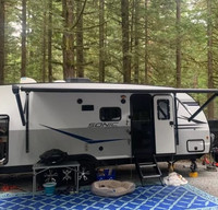 Immaculate 2020 Venture Sonic 28ft Travel Trailer (Delivery Only)