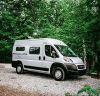 2022 Winnebago Solis Pocket Camper Van Class B #1