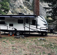 S'mores & S'nores 2019 Keystone Passport (Convenient & Comfortable)