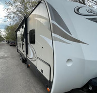 2018 Keystone RV Cougar-Sleeps 9!