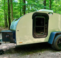 Off-grid A/C and heat! Loaded kitchen, tow with almost any vehicle