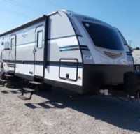 All you need to do is show up!  Fully stocked 2018 Jayco White Hawk.