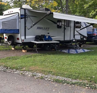 2018 Keystone Hybrid - Family and Pet Friendly!