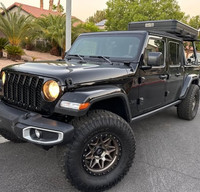 2023 Jeep Gladiator Overland Camping Rig Black - CVT Rooftop Tent
