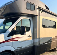 Family Adventures in a Winnebago Navion 24J - Sleeps 5/Pet Friendly