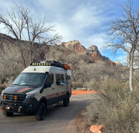 2022 Storyteller Overland Beast Mode 4X4  Class B