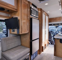 Camper Van Cleve