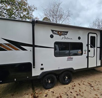 2023 Forest River Wildwood X-Lite Platinum