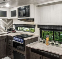 2023 Sportsmen SE - Sleeps 7