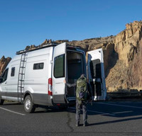 2021 Ford Transit AWD, 200 miles a day, Hot indoor shower, roof deck
