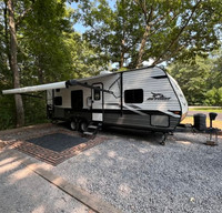 2022 Jayco Family and Friends SUPER Sleeper RV!
