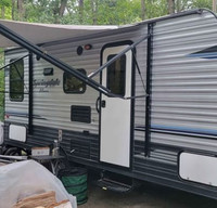 2019 Keystone Springdale (Travel Trailer)