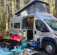 2022 Winnebago Solis 59P with 2000 watt off grid power