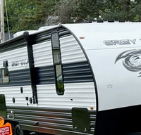 2023 Cherokee Grey Wolf, sleeps 4-6 guests comfortably.