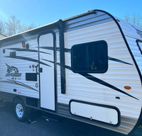 Jayco Jay Flight SLX 174BH Travel Trailer