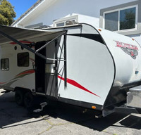 Pacific Coachworks Blazen Toy Hauler