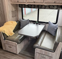 2017 Forest River Sunseeker MBS