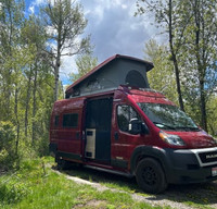 PJ’s 2022 Winnebago Solis 59P with rooftop AC