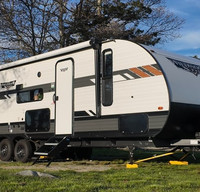 The Cozy Camper! (No deliveries)