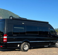 “Raven” luxury Mercedes Airstream travel coach / Pet