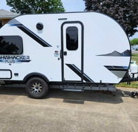 Go anywhere camper sleeps 4