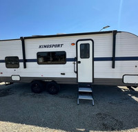 Kingsport Travel Trailer • Easy Setup • Sleeps 6