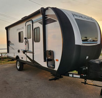 2022 Palomino RL189 - Solar/Batteries/Inverter