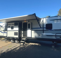 2022 SportTrek Bunk Room w/ 2Bath *Delivery Only*