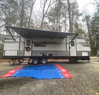 Curtis Camping-Family & Pets Camping on Wheels (Free Setup & Pickup)