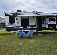 2021 Party Deck Toy Hauler