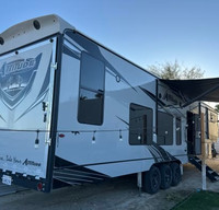 2023 ATTITUDE ECLIPSE