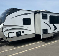 Awesome double oversized bunk luxury trailer