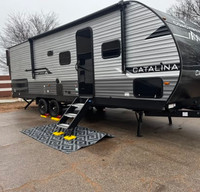 2025 Coachmen Catalina 261BHS **15% Discount**
