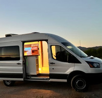 Van_Solitude